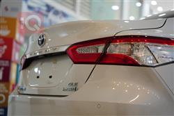 تۆیۆتا کامری